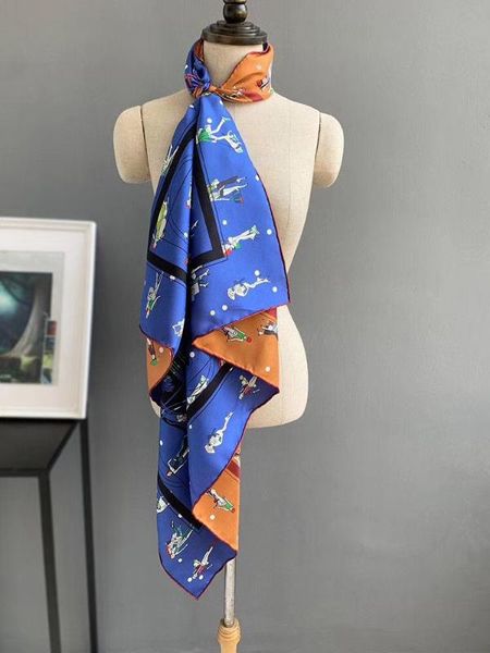 2020 new arrival spring classic pattern 100% silk scarf twill hand made roll 90*90 cm squareshawl wrap for women lady gift, Blue;gray
2020 new arrival spring classic pattern 100% silk scarf twill hand made roll 90*90 cm squareshawl wrap for women lady gift, Blue;gray