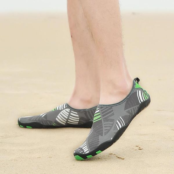 beach shoes outdoor sports flat soft breathable non-slip wading shoes couple size swimming water
beach shoes outdoor sports flat soft breathable non-slip wading shoes couple size swimming water