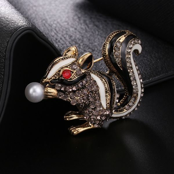 cute colorful crystal enamel squirrel animal brooches jewelry for men gifts imitation pearl pin brooch bouquet vintage broche, Gray
cute colorful crystal enamel squirrel animal brooches jewelry for men gifts imitation pearl pin brooch bouquet vintage broche, Gray