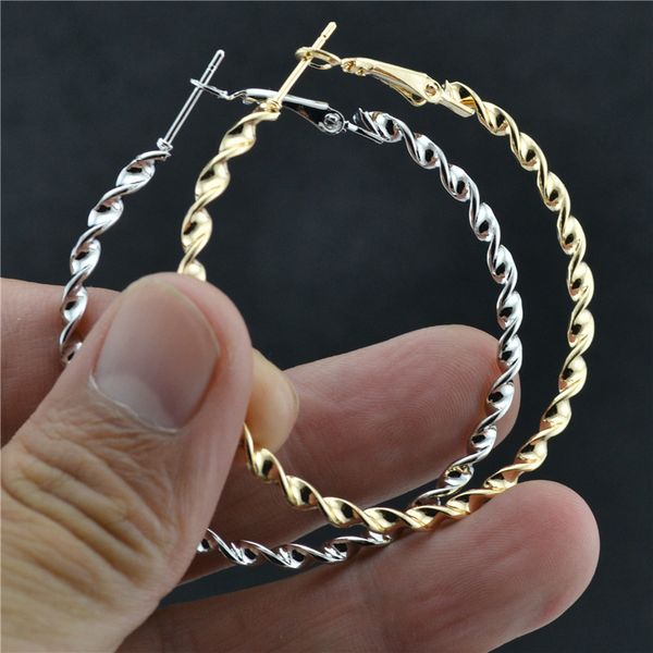 ladies earrings big circle spiral shape gold silver loops fashion jewelry women young student christmas ornaments female earring, Golden
ladies earrings big circle spiral shape gold silver loops fashion jewelry women young student christmas ornaments female earring, Golden