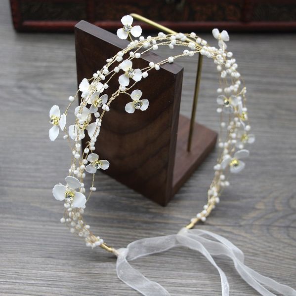 girls handmade white crystal pearl flower headband bridal tiaras headpiece hair jewelry women hair piece wedding accessories, Golden;white
girls handmade white crystal pearl flower headband bridal tiaras headpiece hair jewelry women hair piece wedding accessories, Golden;white