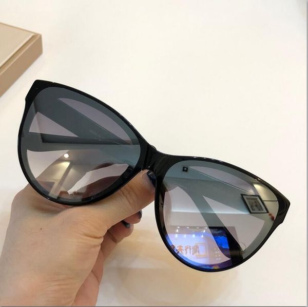 new 4050 mens sunglasses men sun glasses women sunglasses fashion style protects eyes gafas de sol lunettes de soleil with box, White;black
new 4050 mens sunglasses men sun glasses women sunglasses fashion style protects eyes gafas de sol lunettes de soleil with box, White;black