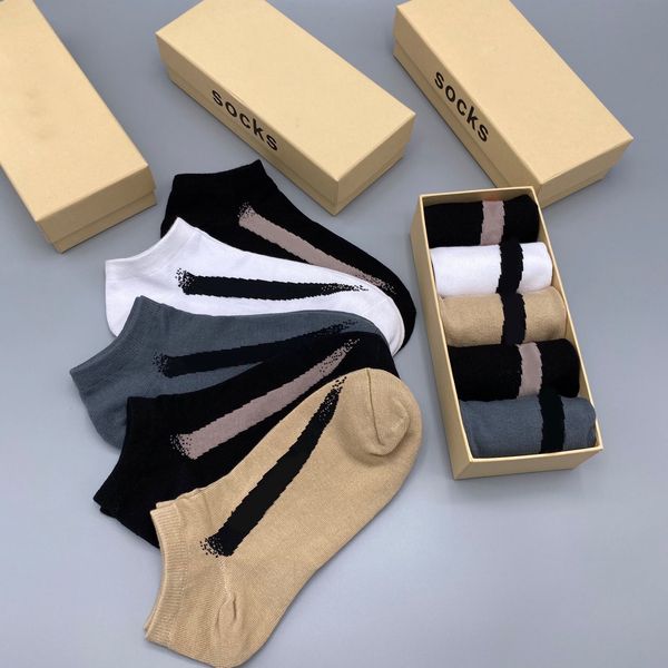 2020 новые мужские носки мода letters носки активные мальчики running wear для оптовых 5 пар в штучной упаковке высокого качества lll207315, Black
2020 новые мужские носки мода letters носки активные мальчики running wear для оптовых 5 пар в штучной упаковке высокого качества lll207315, Black