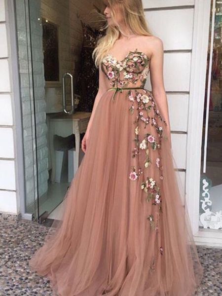 abendkleider sweetheart evening dress long formal dress women elegant abiye gece elbisesi tulle appliques robe de soiree, Black;red
abendkleider sweetheart evening dress long formal dress women elegant abiye gece elbisesi tulle appliques robe de soiree, Black;red
