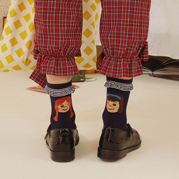 japanese asymmetrical cartoon little girl pattern ab socks socks mouth blue white lace creative cute girl funny happy crew, Black;white
japanese asymmetrical cartoon little girl pattern ab socks socks mouth blue white lace creative cute girl funny happy crew, Black;white