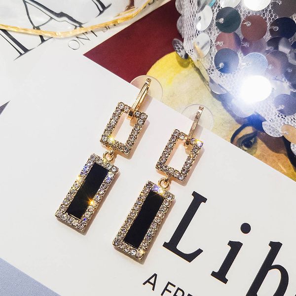 2019 new brand design rectangular geometric earrings minimalist generous creative earrings gifts for women, Golden;silver
2019 new brand design rectangular geometric earrings minimalist generous creative earrings gifts for women, Golden;silver