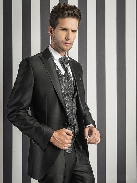 excellent black groom tuxedos peak lapel slim fit groomsmen mens wedding dress man jacket blazer business suit(jacket+pants+vest+tie) 1673, Black;gray
excellent black groom tuxedos peak lapel slim fit groomsmen mens wedding dress man jacket blazer business suit(jacket+pants+vest+tie) 1673, Black;gray
