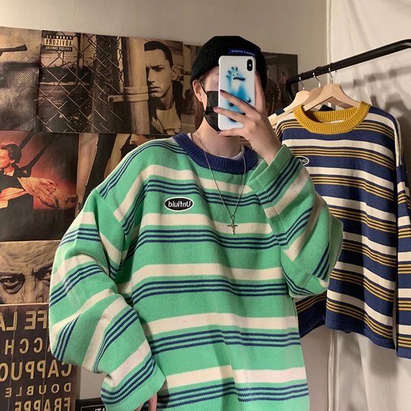 2019 autumn new fashion casual trend korean version of the striped knit round neck pullover wild handsome couple sweater, White;black 
2019 autumn new fashion casual trend korean version of the striped knit round neck pullover wild handsome couple sweater, White;black