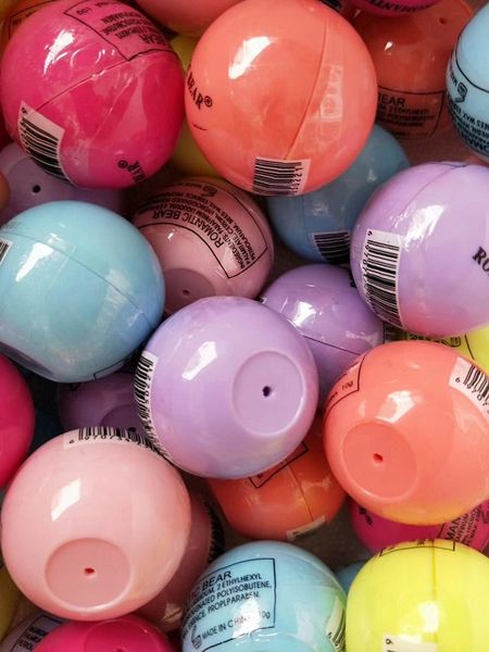 2020 new ball lip 6color balm makeup baby lips balm a levre cute fruity flavor lipbalm natural plant nutritious lips care dhl
2020 new ball lip 6color balm makeup baby lips balm a levre cute fruity flavor lipbalm natural plant nutritious lips care dhl