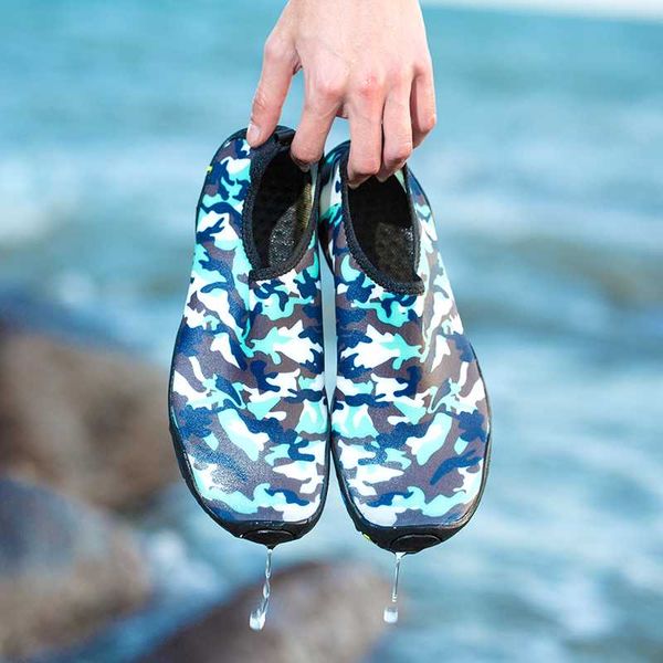 sneakers swimming shoes quick-drying aqua shoes and children water zapatos de mujer for beach men 35-45
sneakers swimming shoes quick-drying aqua shoes and children water zapatos de mujer for beach men 35-45