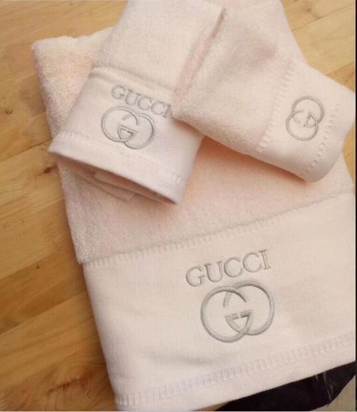 Luxury bath towel de igner embroidered quare towel beach towel and bath towel 3 piece 1 et cotton fabric oft comfortable new arrive gift
Luxury bath towel de igner embroidered quare towel beach towel and bath towel 3 piece 1 et cotton fabric oft comfortable new arrive gift