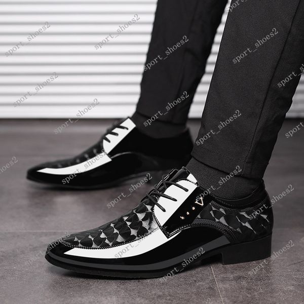 2019 winter new shiny leather outdoor men's business formal shoes large size men's shoes wild wedding shoes size38-48 #003
2019 winter new shiny leather outdoor men's business formal shoes large size men's shoes wild wedding shoes size38-48 #003