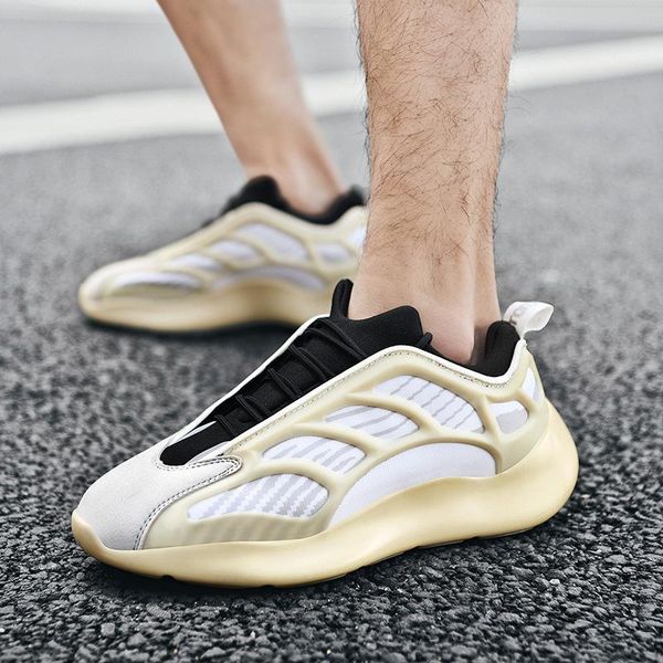 2020 new 700v3 azael white glow men kanye west carbon luminous 700 v3 running sports shoes shoe rack size eur36-45, Black
2020 new 700v3 azael white glow men kanye west carbon luminous 700 v3 running sports shoes shoe rack size eur36-45, Black