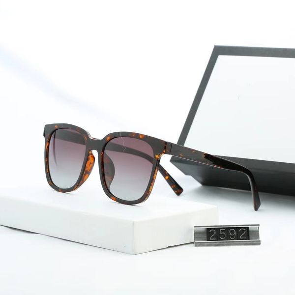 brand designer polarized sunglasses for men and women, high-quality round sunglasses, fashionable men's glasses, White;black
brand designer polarized sunglasses for men and women, high-quality round sunglasses, fashionable men's glasses, White;black