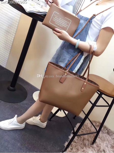 2020 new classic fashion reversible travel bag lady letter pvc leather totes large shopping handbag shouler bag f36658 high quality
2020 new classic fashion reversible travel bag lady letter pvc leather totes large shopping handbag shouler bag f36658 high quality