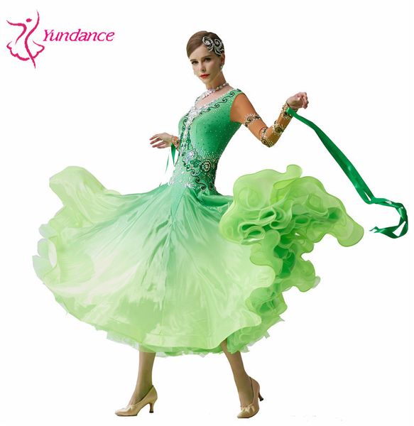 b-19384 yundance new national friendship modern dance dress, performance of the competition ballroom dress customized, Black;red
b-19384 yundance new national friendship modern dance dress, performance of the competition ballroom dress customized, Black;red