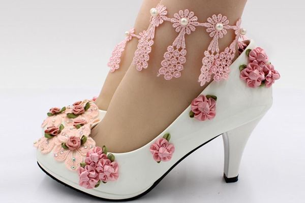 2019 women's shoes in spring and autumn with new style high heel fine heel round head flower shoes heel 3cm,5cm,8cm,flat bottom@628, Black
2019 women's shoes in spring and autumn with new style high heel fine heel round head flower shoes heel 3cm,5cm,8cm,flat bottom@628, Black