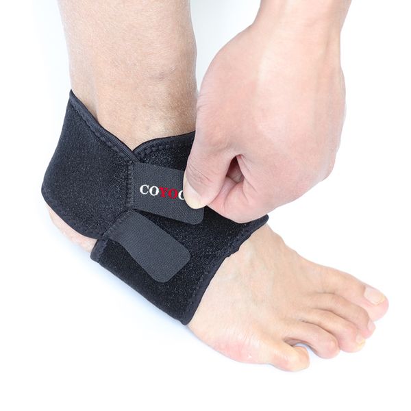1 pair pressurizable ankle support brace coyoco brand sport bicycle gym anti sprained ankles protect nursing care warm black, Blue;black
1 pair pressurizable ankle support brace coyoco brand sport bicycle gym anti sprained ankles protect nursing care warm black, Blue;black