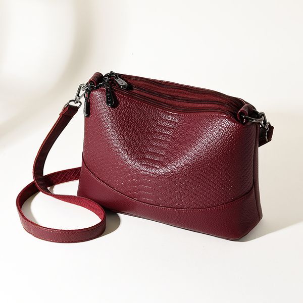 2020 осени и одного плеча мешок твердый crossbody мешки зимы новой среднего возраста матери для женщин
2020 осени и одного плеча мешок твердый crossbody мешки зимы новой среднего возраста матери для женщин