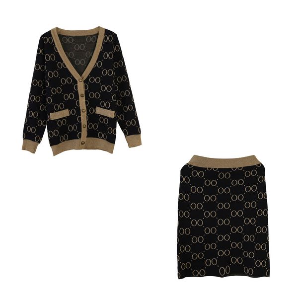 2019 autumn new contrast striped gold line long-sleeved knit cardigan half skirt womens clothing two piece shorts sets plus size s-l, White
2019 autumn new contrast striped gold line long-sleeved knit cardigan half skirt womens clothing two piece shorts sets plus size s-l, White