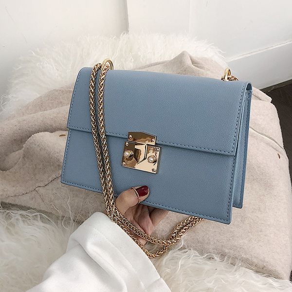 2020 new shoulder latch chain women's fashion handbag non-mainstream package purses and handbags
2020 new shoulder latch chain women's fashion handbag non-mainstream package purses and handbags