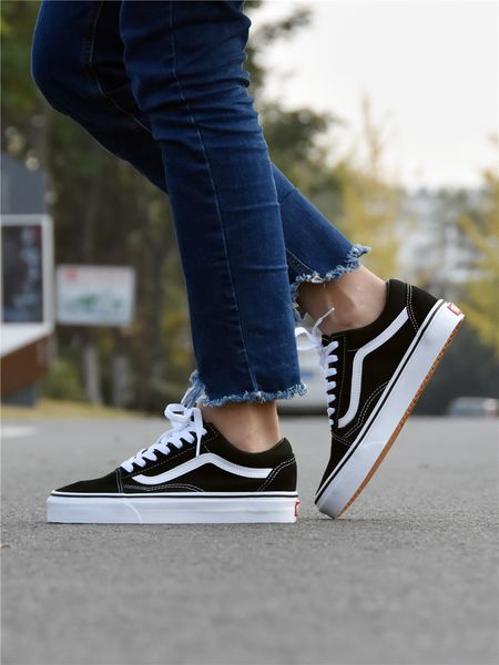 originalvans van skool мужчины женщины повседневная обувь кроссовок клуба белый черный тренер sneaker скейтборд 36-44, Black
originalvans van skool мужчины женщины повседневная обувь кроссовок клуба белый черный тренер sneaker скейтборд 36-44, Black