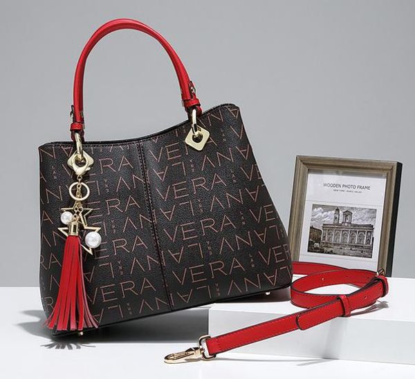 2018 new high-end ladies handbags printed letter tote bag fashion simple diagonal bag casual travel storage bag ing
2018 new high-end ladies handbags printed letter tote bag fashion simple diagonal bag casual travel storage bag ing