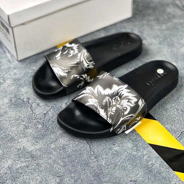 Brand new designer scuffs for men and women wholesale soft bottom non-slip slippers high quality unisex designer sandals
Brand new designer scuffs for men and women wholesale soft bottom non-slip slippers high quality unisex designer sandals
