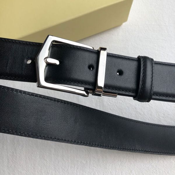 2019 men belt men's belts fashion plaid genuine leather man belt with box for strap, Black;brown
2019 men belt men's belts fashion plaid genuine leather man belt with box for strap, Black;brown