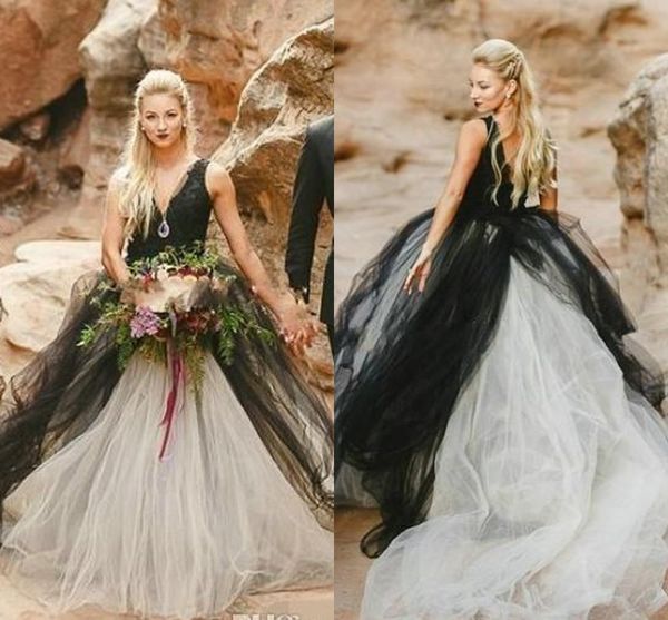 gothic black ivory country 2022 wedding dress bridal gowns v neck princess applique tulle court train open back wedding gown, White
gothic black ivory country 2022 wedding dress bridal gowns v neck princess applique tulle court train open back wedding gown, White