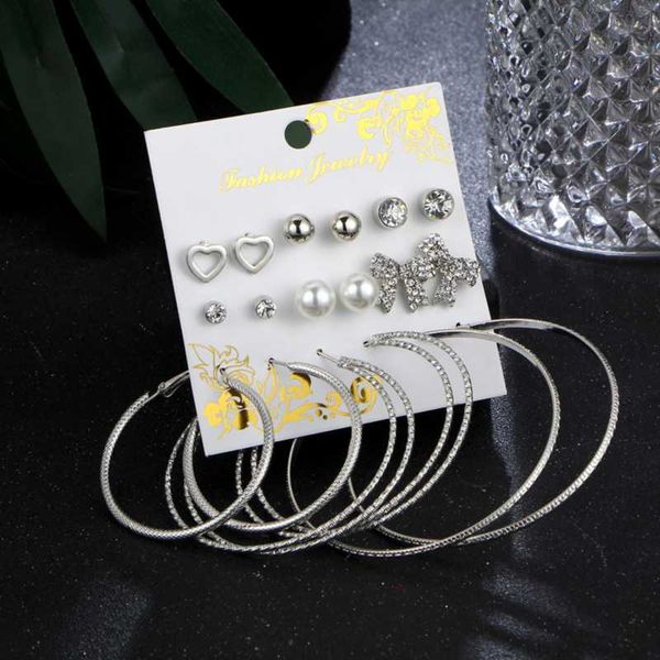 9 pair/lot cute bow love heart simulated pearl ear stud earrings set for women girls rhinestone jewelry, Golden;silver
9 pair/lot cute bow love heart simulated pearl ear stud earrings set for women girls rhinestone jewelry, Golden;silver
