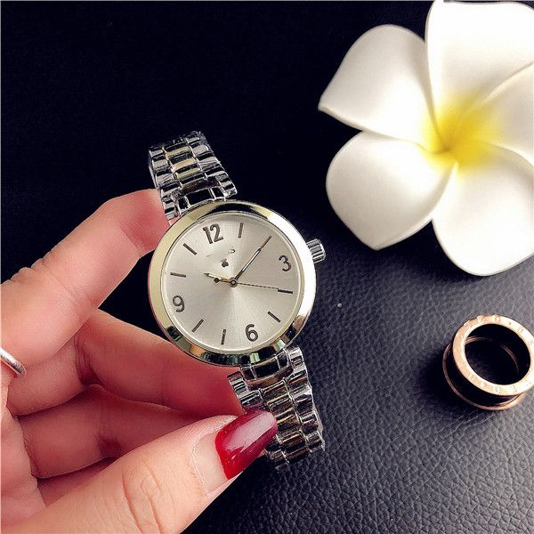2019 new fashion watch mens watch color watch price japan professional supply ladies watches casual stability, Slivery;black
2019 new fashion watch mens watch color watch price japan professional supply ladies watches casual stability, Slivery;black