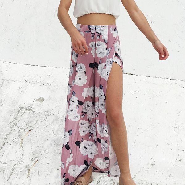 women's 2019 summer new casual fashion print split large size loose chiffon casual wide leg pants temperament wild, Black;white
women's 2019 summer new casual fashion print split large size loose chiffon casual wide leg pants temperament wild, Black;white