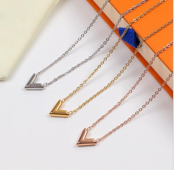 korean new three-dimensional necklace fashion trend women's titanium steel rose gold lock bone necklace, Silver
korean new three-dimensional necklace fashion trend women's titanium steel rose gold lock bone necklace, Silver