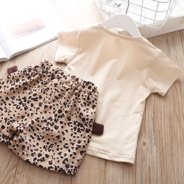 2020 children designer leopard print sets girls brand suits kids novelty luxury + pants piece children fashion new set 2020 new summer, White
2020 children designer leopard print sets girls brand suits kids novelty luxury + pants piece children fashion new set 2020 new summer, White
