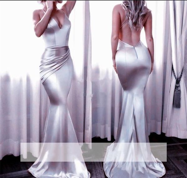 charming mermaid prom dresses deep v-neck sweep train backless formal party evening gowns stylish 2019 sepcial occasion dresses vestido, Black;red
charming mermaid prom dresses deep v-neck sweep train backless formal party evening gowns stylish 2019 sepcial occasion dresses vestido, Black;red
