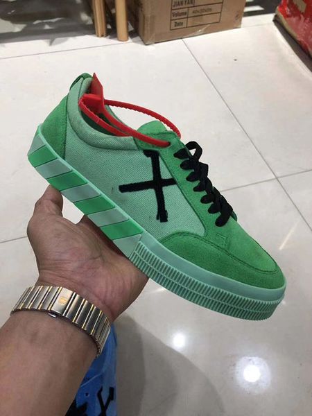 New fa hion men de igner hoe real leather rubbler ole green yellow off 5 tyle ca ual women hoe neaker white ize 35 45
New fa hion men de igner hoe real leather rubbler ole green yellow off 5 tyle ca ual women hoe neaker white ize 35 45