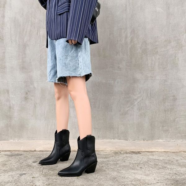 big size 9 10 11-14 boots women shoes ankle boots for women ladies shoes woman winter pure color pointed
big size 9 10 11-14 boots women shoes ankle boots for women ladies shoes woman winter pure color pointed