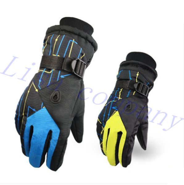 2016 a pair of winter riding warm gloves men and women waterproof outdoor ski glove thickening couple motorcycle gloves
2016 a pair of winter riding warm gloves men and women waterproof outdoor ski glove thickening couple motorcycle gloves