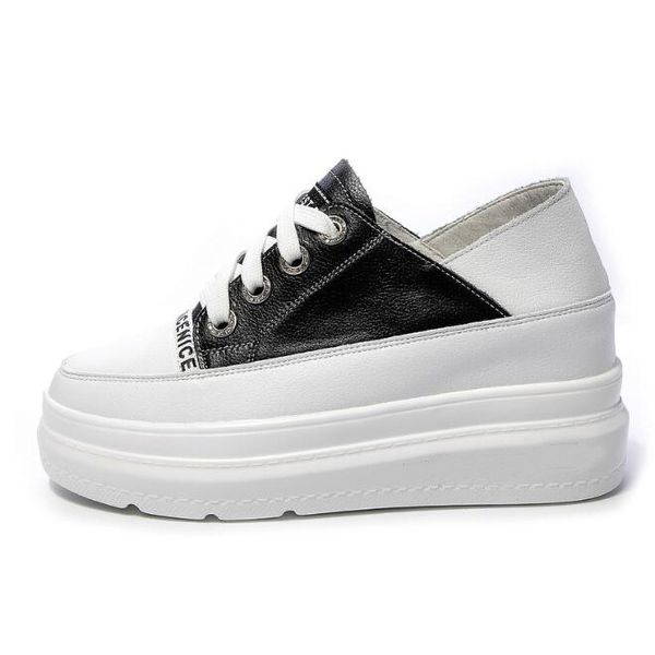 new designer shoes women casual shoes triple white black breathable comfortable featured flat women sports shoes size 36-39
new designer shoes women casual shoes triple white black breathable comfortable featured flat women sports shoes size 36-39