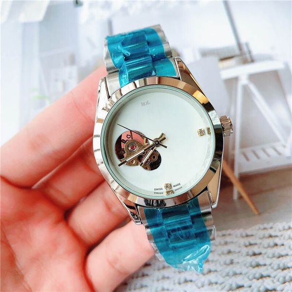 2020 new mechanical men's fashion watch temperament wild trend casual large dial steel belt watch, Slivery;brown
2020 new mechanical men's fashion watch temperament wild trend casual large dial steel belt watch, Slivery;brown