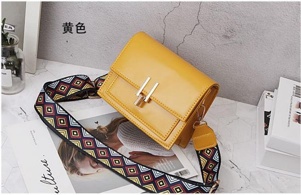 designer women cross body bag women pu leather shoulder bags designer bumbag purse fanny pack fanny pack waist bags
designer women cross body bag women pu leather shoulder bags designer bumbag purse fanny pack fanny pack waist bags