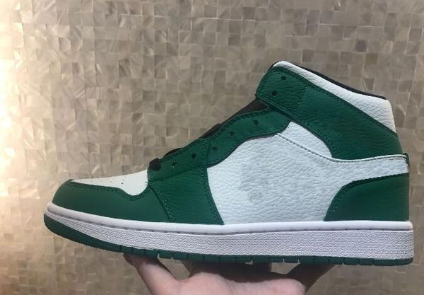 2020 new 1s mid royal og court purple white green leather women men outdoor shoes shoes size 36-47
2020 new 1s mid royal og court purple white green leather women men outdoor shoes shoes size 36-47