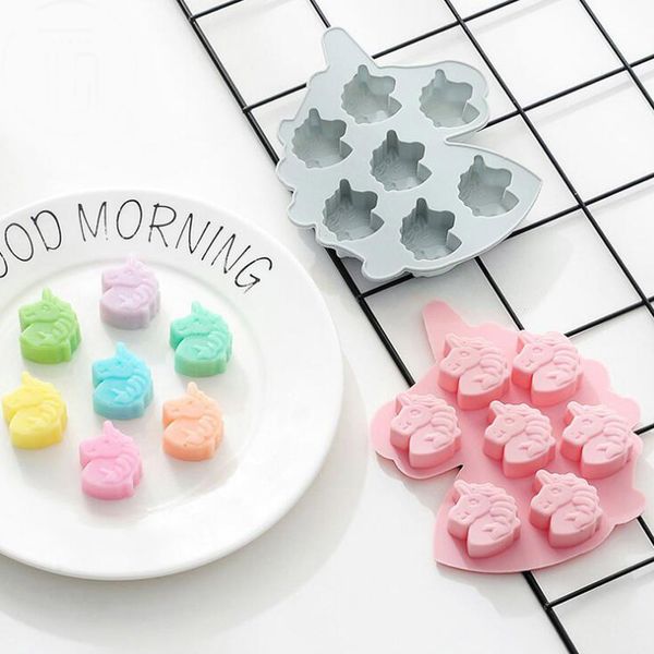 cartoon unicorn mould silica gel ice cream handmade for baby party dessert snack diy kitchen tools
cartoon unicorn mould silica gel ice cream handmade for baby party dessert snack diy kitchen tools