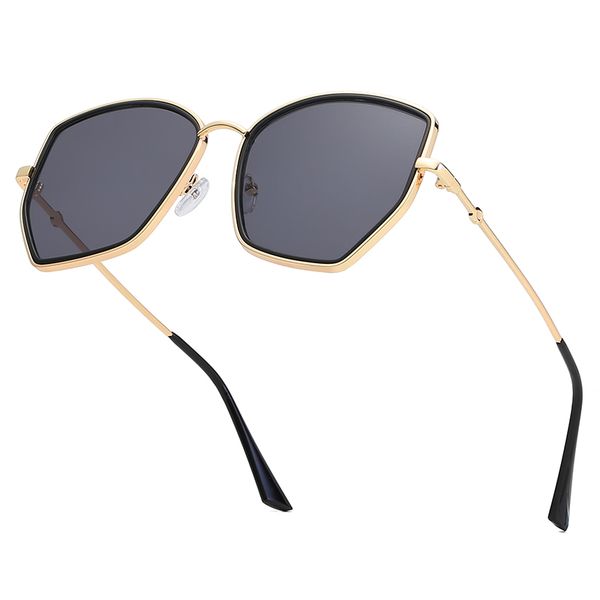 multilateral round sunglasses men's women's clothing brand designer retro fashion gold frame sunglasses transparent ocean lens, White;black
multilateral round sunglasses men's women's clothing brand designer retro fashion gold frame sunglasses transparent ocean lens, White;black