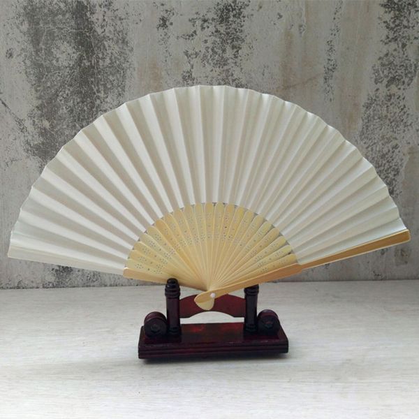 1 pcs solid color fan pattern folding dance wedding party lace silk folding hand held solid color fan gift
1 pcs solid color fan pattern folding dance wedding party lace silk folding hand held solid color fan gift