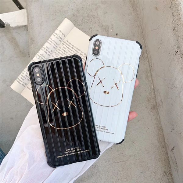 one piece luxury phone case for iphone 6s 7 p x xs fashion cartoon bear with anti-fall trunk designer phone case back cover
one piece luxury phone case for iphone 6s 7 p x xs fashion cartoon bear with anti-fall trunk designer phone case back cover