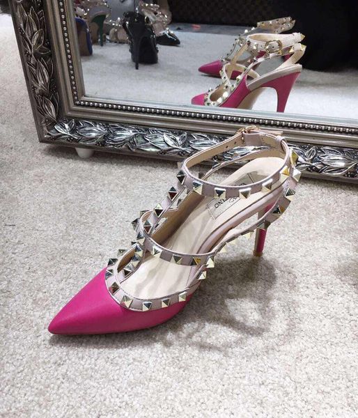 2019 luxury women pumps wedding shoes woman high heels sandals nude fashion ankle straps bridal rivets pointed toe buckle shoes 34-41, Black
2019 luxury women pumps wedding shoes woman high heels sandals nude fashion ankle straps bridal rivets pointed toe buckle shoes 34-41, Black