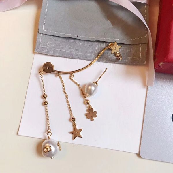 c1155 hallyu fashion accessories exquisite fan-shaped letters tassel pendant asymmetrical personality bee star women single earrings, Golden;silver
c1155 hallyu fashion accessories exquisite fan-shaped letters tassel pendant asymmetrical personality bee star women single earrings, Golden;silver