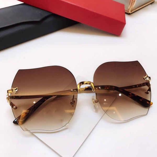 sunglasses glass for mens adumbral glasses uv400 with box p 4 colors 2019 new, White;black
sunglasses glass for mens adumbral glasses uv400 with box p 4 colors 2019 new, White;black